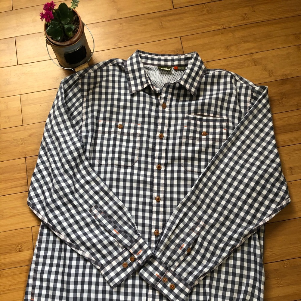 L Howler Bros lightweight flannel